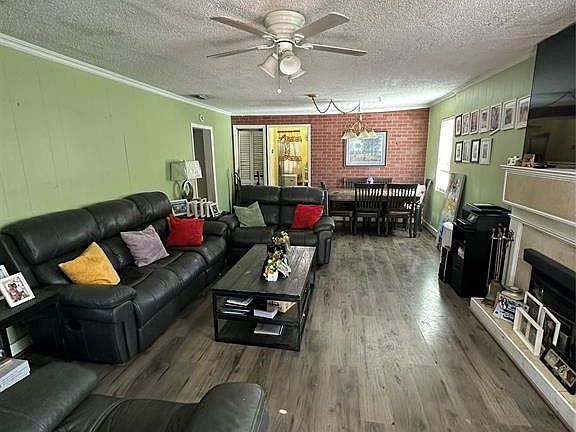 3rd image of 4133 NW 22nd Court