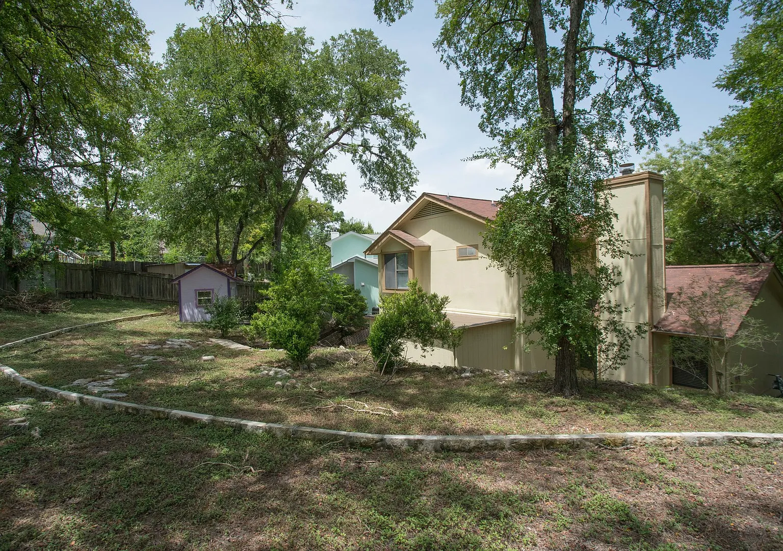 Fantastic renovated home at 5401 Loadstone Cove! — Photo 4