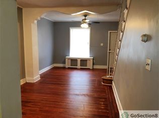 2075 E Victoria St, Philadelphia, PA 19134