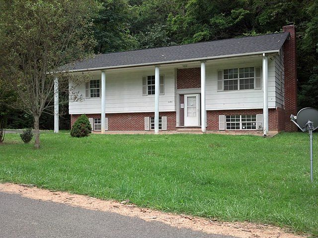 2nd image of 1131 Brake Rd