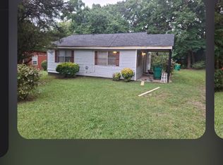 5253 Brookdale Dr, Forest Park, GA 30297