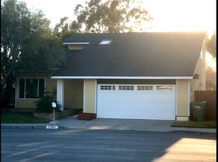 17981 Fernpoint Cir, Huntington Beach, CA 92647