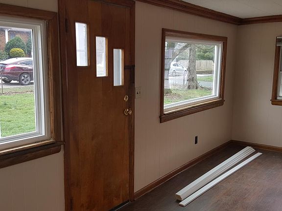 Enclosed Front Porch