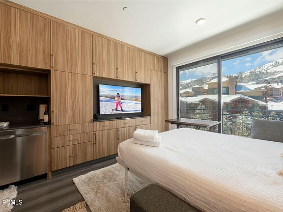 4th image of 2670 W Canyons Resort Dr #432