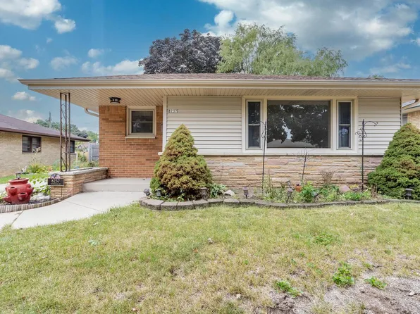 8237 West Potomac AVENUE, Milwaukee, WI 53218