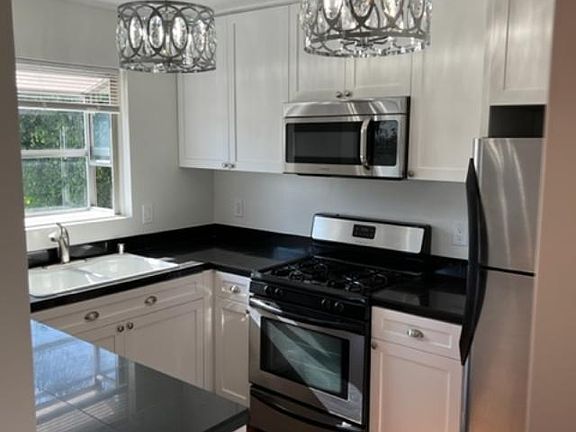 2nd image of 4561 Terrace Dr #4