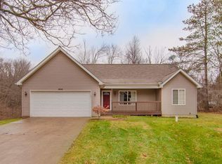 300 Dolores Dr, Pleasant Lake, MI 49272