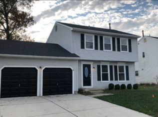 21 Stone Hollow Dr, Sicklerville, NJ 08081