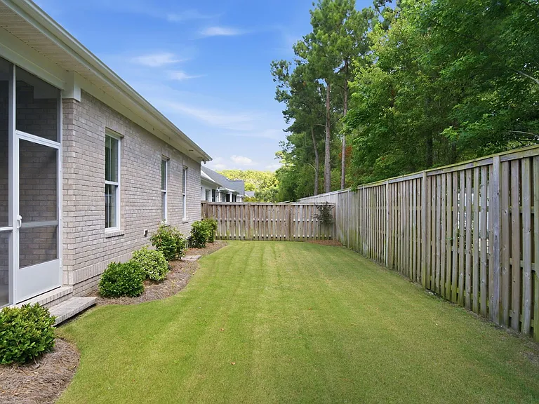 4539 Auriana Way #MAIN — Photo 42