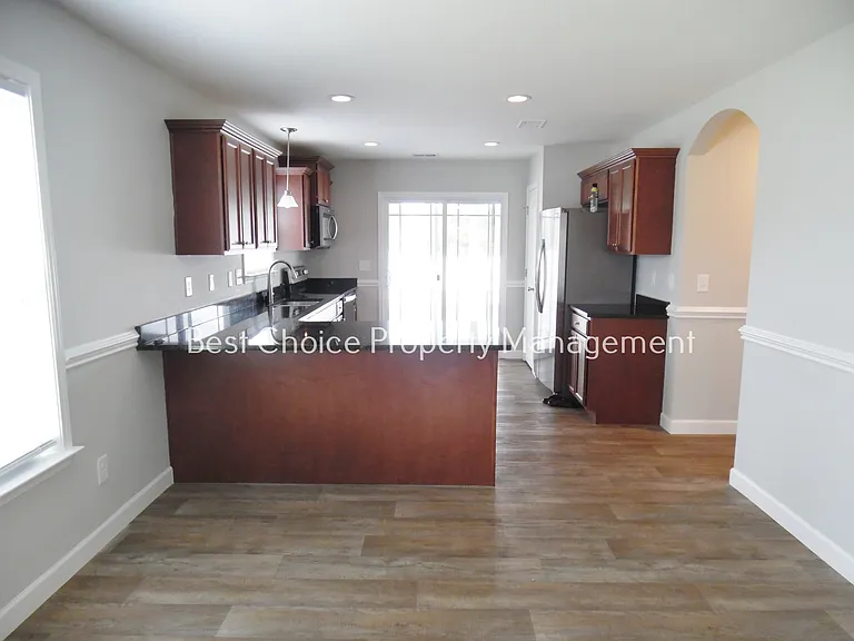1386 Romany Ct — Photo 5