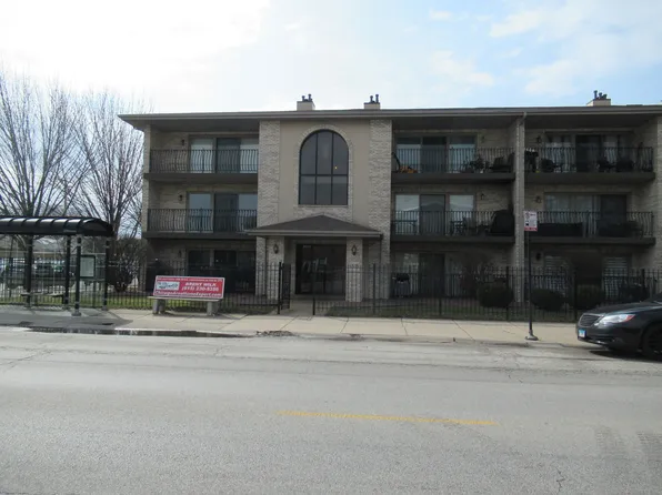 6303 W 63rd St Unit 1D, Chicago, IL 60638