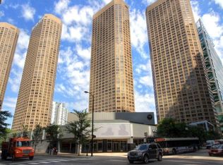 575 W Madison St APT 1408, Chicago, IL 60661