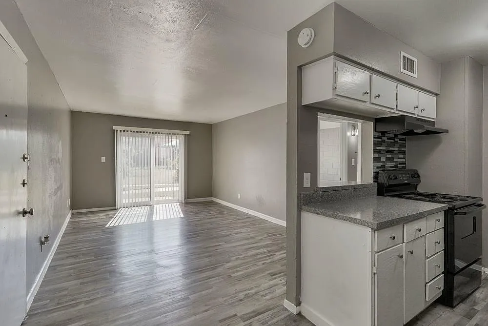 Rio Vista — Photo 1