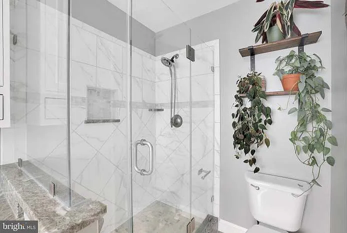 Master bedroom bathroom