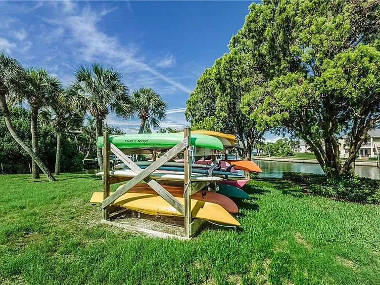5004 Starfish Dr SE #F — Photo 36