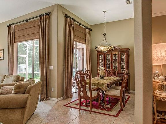 4th image of 27507 Kirkwood Cir