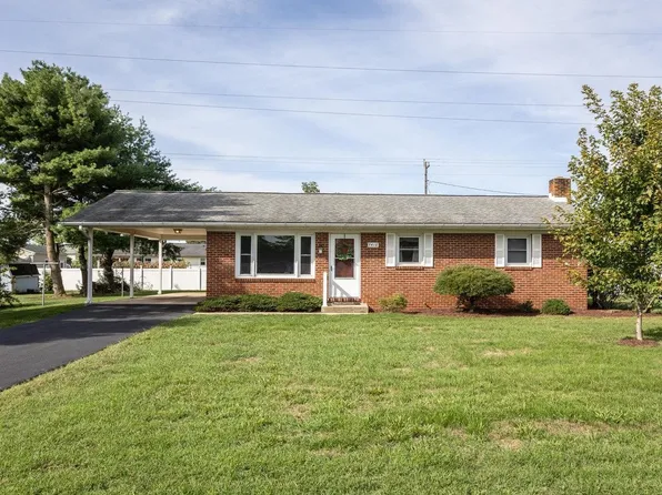 7418 Lilly Sq, Dayton, VA 22821