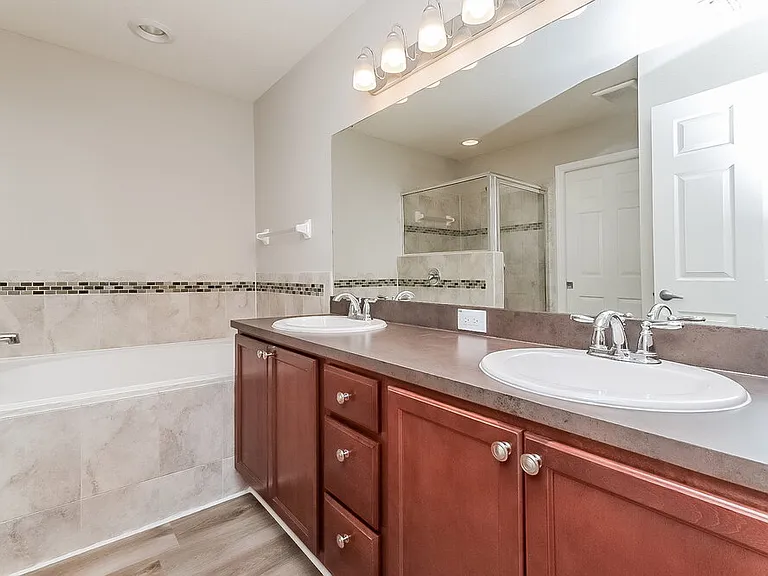 1223 Sheridan Bay Dr — Photo 10
