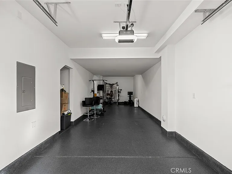 11026 Momentum Dr — Photo 22