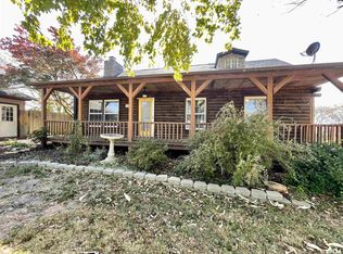 105 Hickman Rd, Galatia, IL 62935