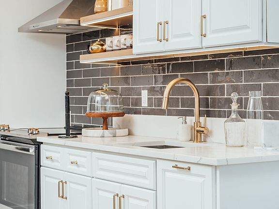 5th image of 115 Stanwix St #235