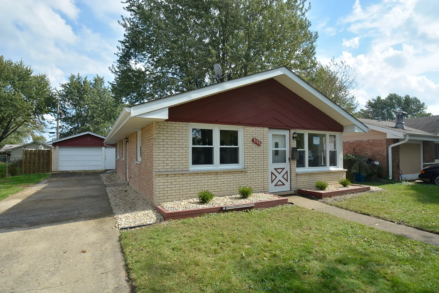 3133 Butler Ave photo 1