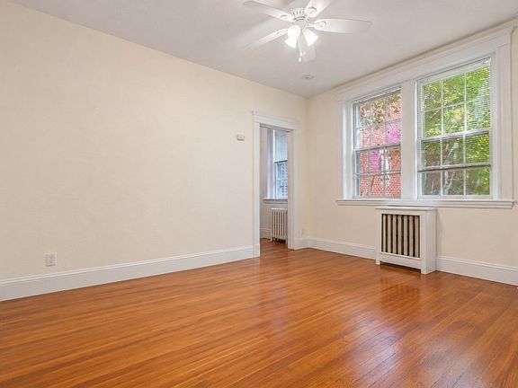 4th image of 6 Washington Ave APT 11
