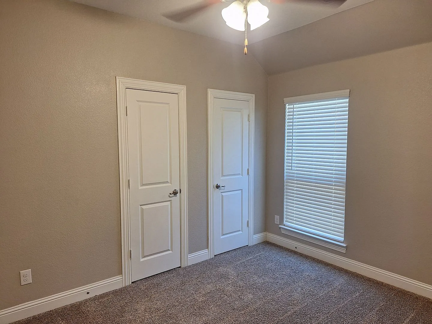 Stunning 3-Bed Aubrey Home with Resort Amenities — Photo 4