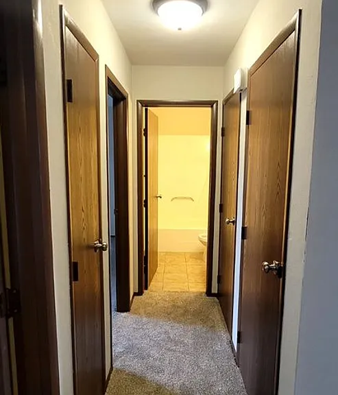 Sanlor Apartments — Photo 7