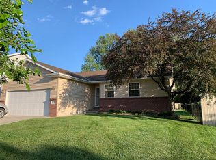 2021 Chloe Ln, Lincoln, NE 68512