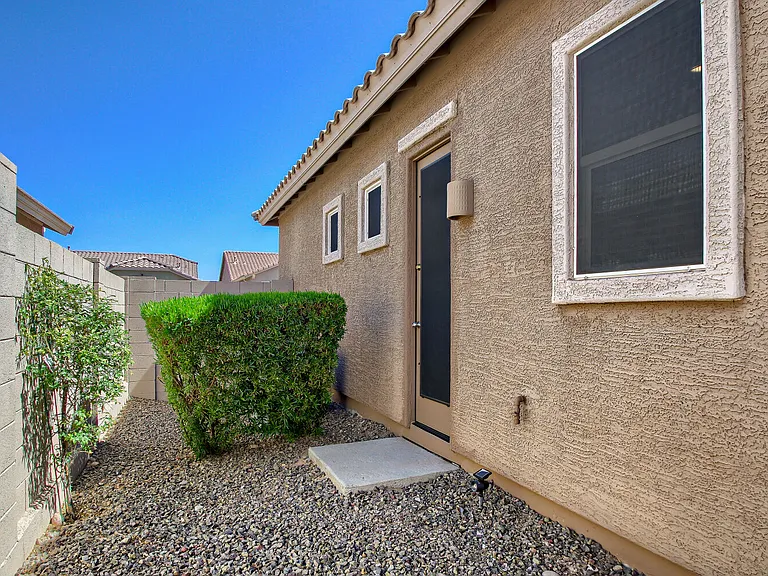 10443 W Nosean Rd #B — Photo 10