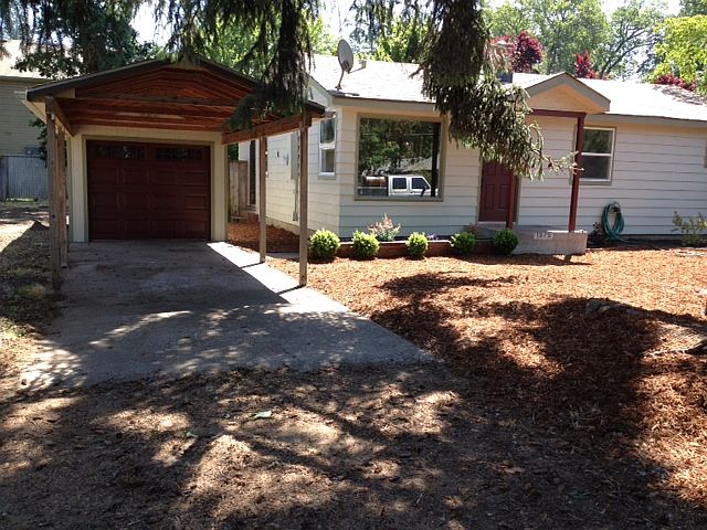 2nd image of 1375 Acorn Park St
