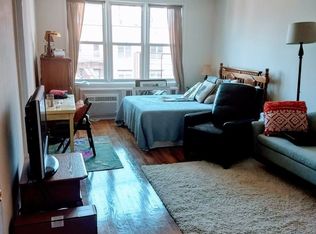 86 W 12th St APT 6D, New York, NY 10011