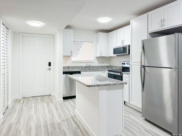 11961 Palm Bay Ct UNIT 201