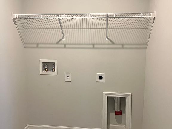 4th image of 3126 Hannon Dr