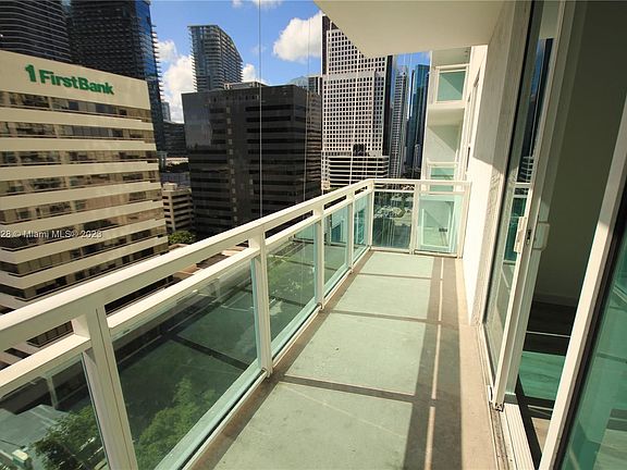 5th image of 951 Brickell Ave APT 1409