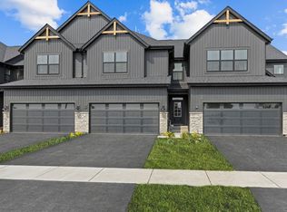 15454 W Amelia Cir, Lockport, IL 60441