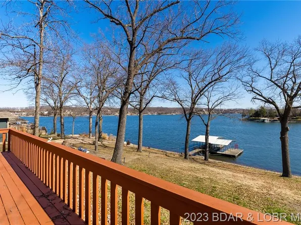 690 Wings Cir, Sunrise Beach, MO 65079