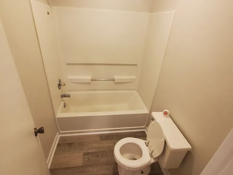 672-7 Bartons Landing Pl — Photo 10