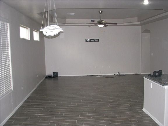 5th image of 1074 Iron Hill Ave
