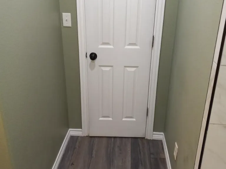 420 S Gribble St — Photo 1