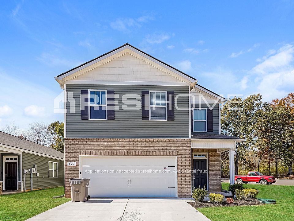 1st image of 512 Spangler Ln