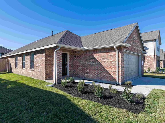 3rd image of 3201 Buttercup Dr