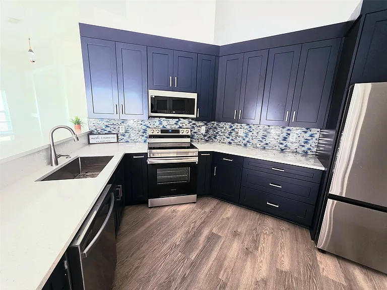 2928 SE Bella Rd — Photo 8