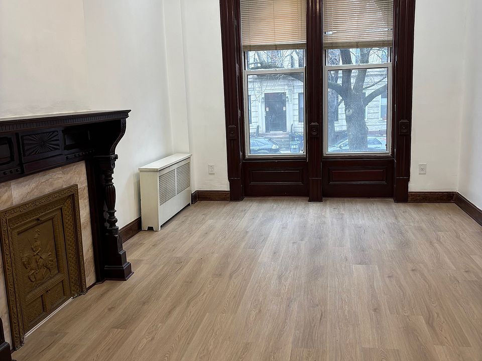 1st image of 657 Park Pl Floor 2