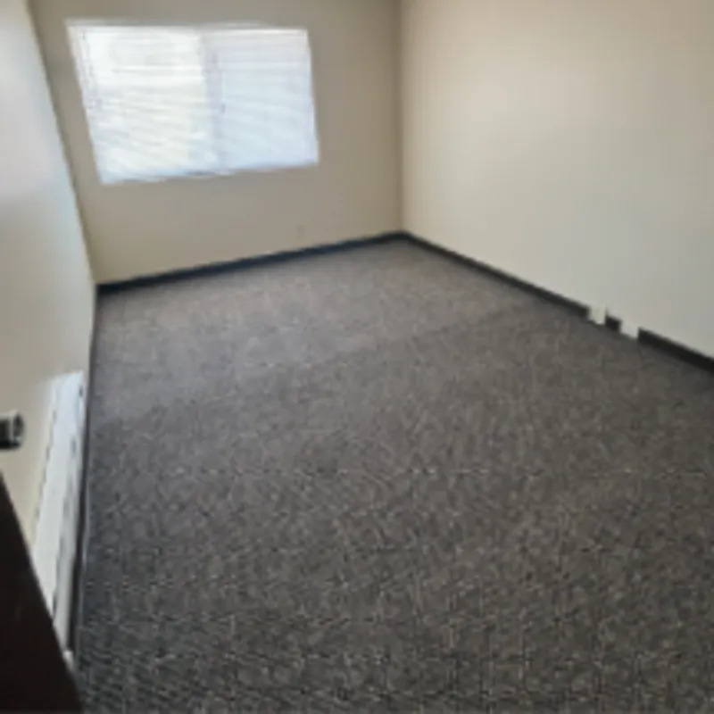 2 bed, 1.0 bath, 773 sqft, $999 — Photo 4
