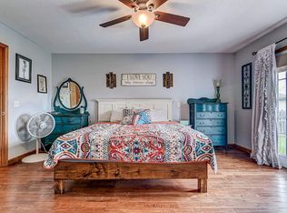 805 W Monroe St, Athens, IL 62613