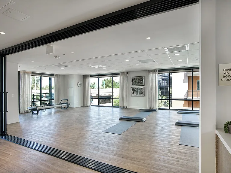 Evara Living — Photo 33