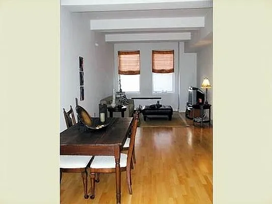 Sold by Stribling | media 9