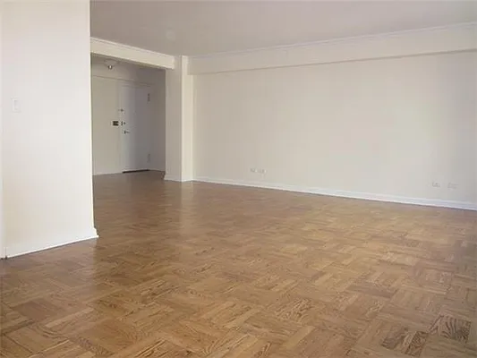 Rented by Nest Seekers International | media 8